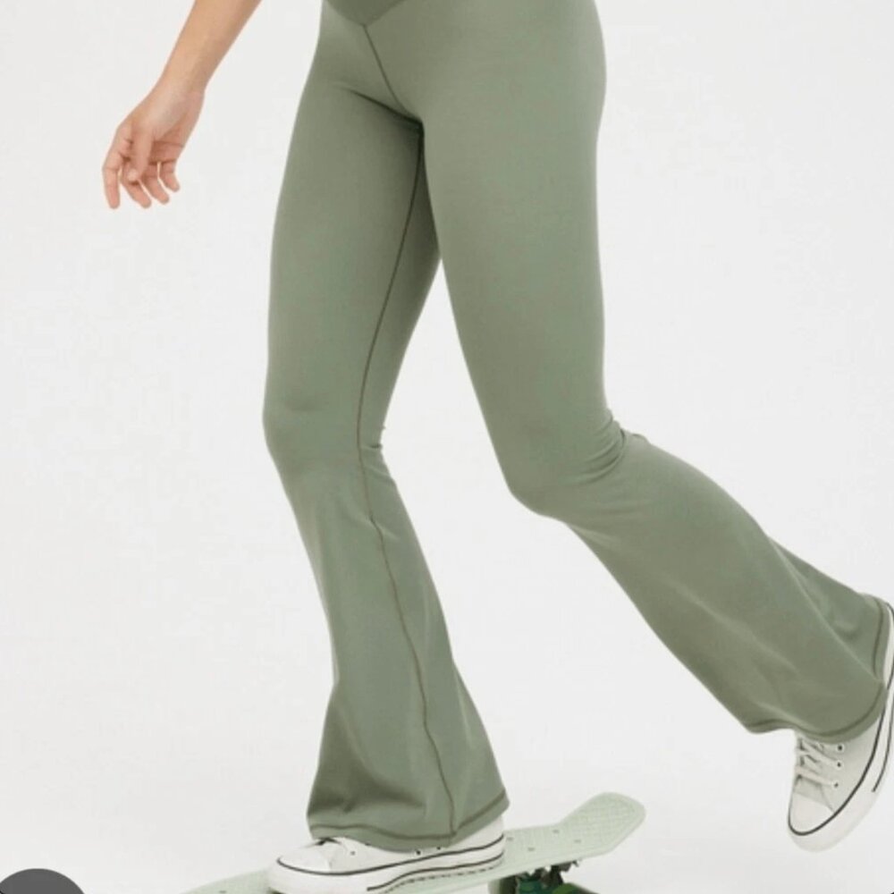 OFFLINE By Aerie Real Me High Waisted Crossover Flare Legging